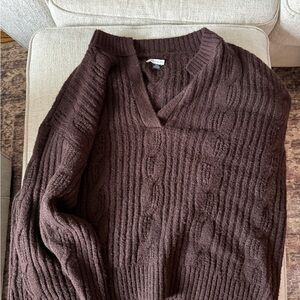 American Eagle Outfitters V-Neck Brown Sweater